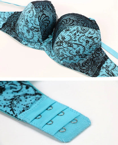 Vue intérieure et fermoir à agrafes d’un soutien-gorge turquoise COUPRA Intimates, confort et maintien.