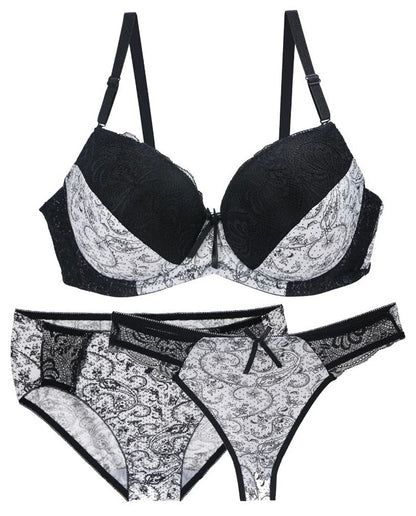 Soutien-gorge blanc raffiné en dentelle, parfait pour un confort quotidien et un maintien sûr.