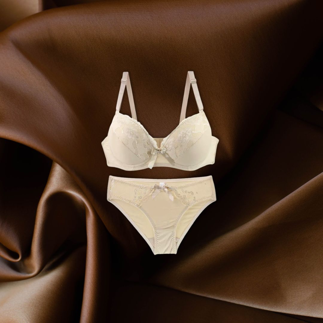 Audace Velours – ensemble soutien-gorge sans armature beige, confort et élégance premium, COUPRA Intimates.